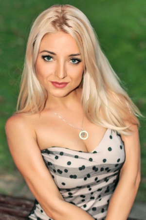 Ukrainian brides: Evgeniya Sh, Melitopol, Ukraine