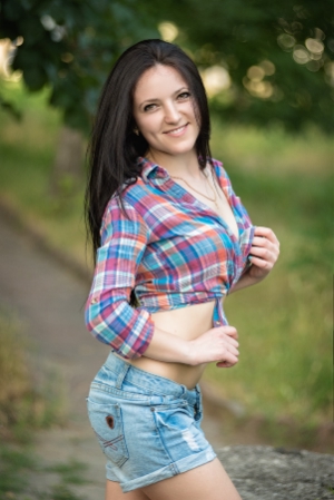 Ukrainian brides: Elena G, Nikolaev, Ukraine