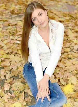 Ukrainian brides: Lera M, Lugansk, Ukraine