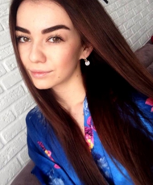 Ukrainian brides: Eleonora B, Lugansk, Ukraine