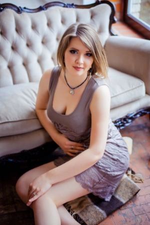 Ukrainian brides: Anna Kozlova, Zaporozhye, Ukraine