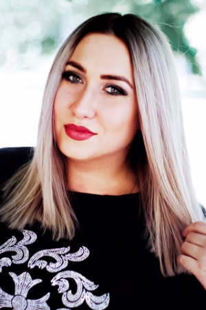 Ukrainian brides: Anastasia Ore, Odessa, Ukraine