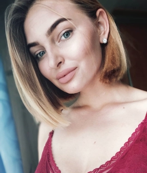Ukrainian brides: Evgenia Belikova, Lugansk, Ukraine